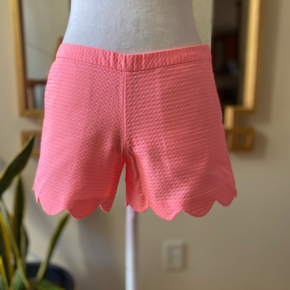 Lilly Pulitzer Pink Scalloped Shorts